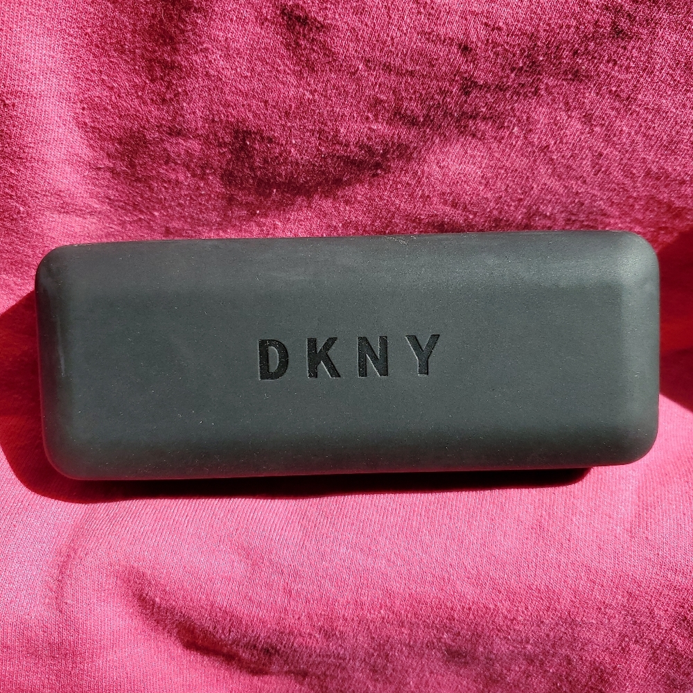 DKNY Case